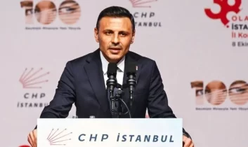 CHP İstanbul İl Kongresi’nde Özgür Çelik yeniden başkan seçildi
