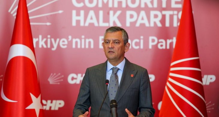 CHP lideri Özel: Toplumun ana gündemi emekli maaşları