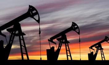 Petrolde kritik sıçrama: Görüşmeler tıkandı, fiyatlar yükseldi