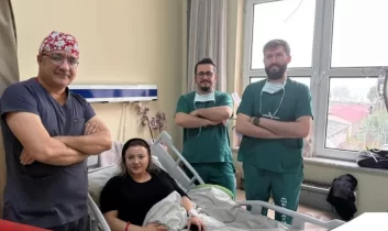 Prof. Dr. A.İ Özdemir Devlet Hastanesi’nde sıra dışı ameliyat tekniği