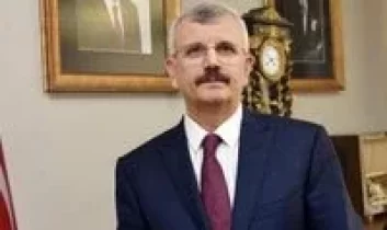 Prof. Dr. Cevdet Erdöl: “Denizli’de direksiyonun başına ölüm geçmiş”