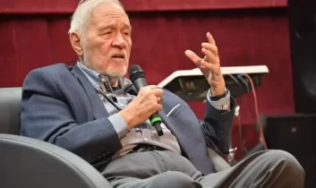 Prof. Dr. İlber Ortaylı entübe edildi