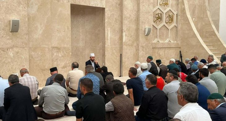 Kars’ta Miraç Kandili dualarla idrak edildi