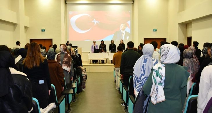 “Tarihsel ve Kültürel Yönüyle Kadına Yönelik Şiddet” paneli gerçekleştirildi