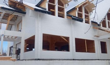 Arpaçay Kütük Ev’in son görünümü görenleri hayran bıraktı