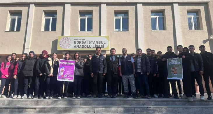 Akyaka’da 300 Öğrenciye Siber Güvenlik Eğitimi verildi