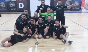 Ramazan olunca program değişti; önce “İftar” açıldı sonra “Maçlar” yapıldı