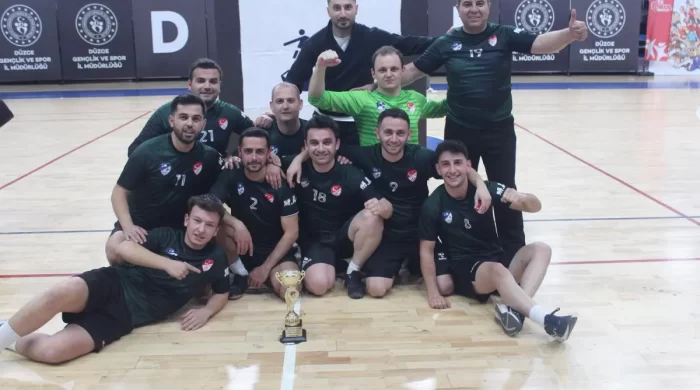 Ramazan olunca program değişti; önce “İftar” açıldı sonra “Maçlar” yapıldı