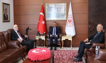 Rektör Prof. Dr. Ahmet Ulusoy’dan Vali Hacıbektaşoğlu’na Ziyaret