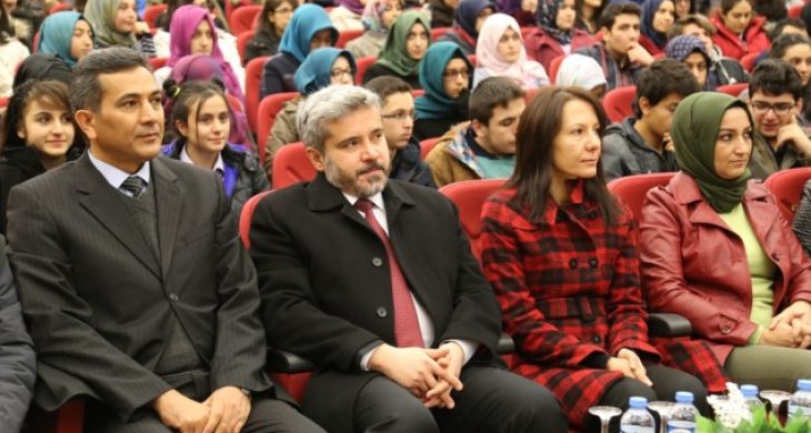 Önemli Olan Üniversiteye Gitmek Değil, İnsan Olabilmektir