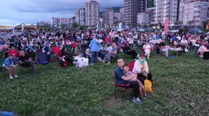 Rize sahili kentin yeni yaşam merkezi oldu
