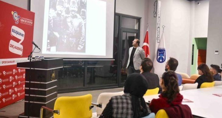 Zafer Genç Akademisi’nde Rumeli’den Ankara’ya millî mücadele konferansı