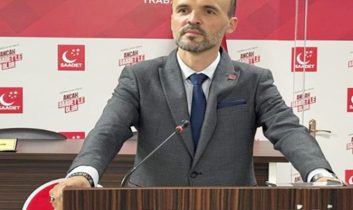 Cuma namazlarında gençlerin evliliği için camilerde para toplama seferberliği başlasın