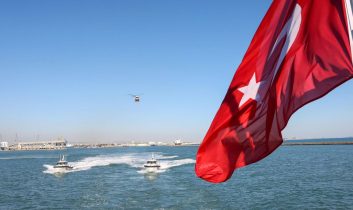 Sahil Güvenlik ekipleri 8 ayda 5 bin 423 kişiyi kurtardı