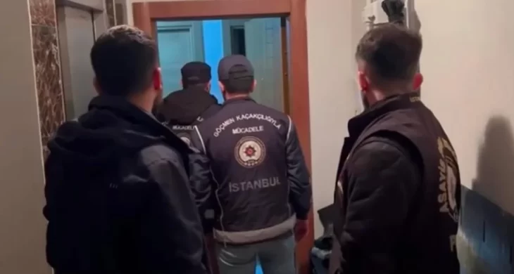 Sahte belgeli ikamet operasyonu: 51 şüpheli yakalandı