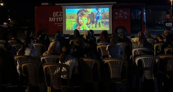 Burdur’da kültür perdesi valilikten açıldı