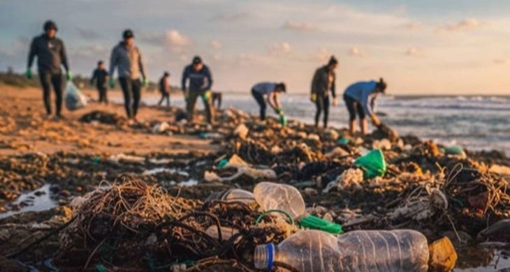 Antalya’da deniz gönüllüleri kıyı temizliği için buluşuyor
