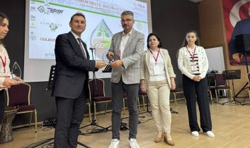 Uluslararası Meyve ve Bağ Fidancılığı Çalıştayı Eğirdir’de başladı