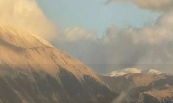 Antalya’da mevsimin ilk karı düştü! Dağlar beyaza büründü