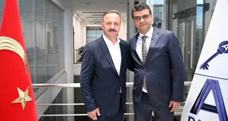 Anahtar Parti Adana İl Başkanı Av. Atilla Karataş: Sanal kumar, Türkiye’nin en büyük sessiz krizlerinden biri