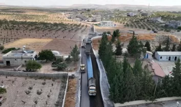 Şanlıurfa Birecik’te 40 kilometrelik grup yolunda asfalt çalışmaları tamamlandı