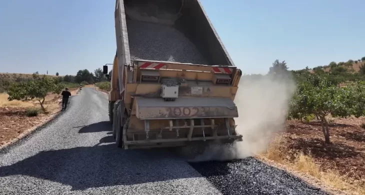 Şanlıurfa Karaköprü kırsalında 7 Km’lik yol Büyükşehir’le yenilendi