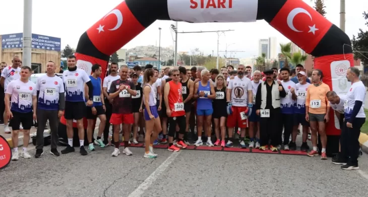 Şanlıurfa’da 500 sporcu tarihten bilime koştu