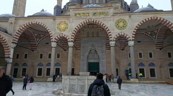 Ramazan Bayramı namaz saatleri belli oldu: İl il saatler açıklandı