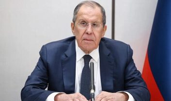 Lavrov: Orta Doğu’da kalıcı çözüm Filistin Devleti’nin kurulmasına bağlı
