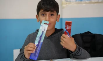 Silopi’de öğrencilere Kızılay’dan hijyen desteği