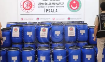 Sınır kapısı’nda 4 ton uyuşturucu ele geçirildi