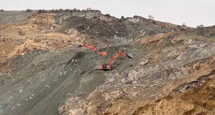 Sivas’ta göçük altında kalan şantiye müdürünü arama çalışmaları sürüyor