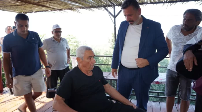 Arsuz’da ihtiyaç sahibi aileleri ziyaret