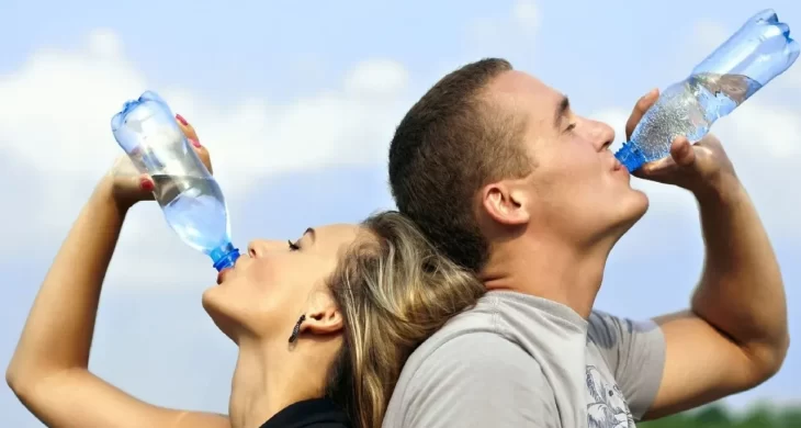 Aşırı sıcaklar nörolojik hastalar için tehlike saçıyor: Susuzluk bilinç kaybına yol açabilir