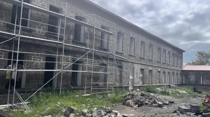 Susuz Hükümet Konağı restorasyonu tüm hızıyla sürüyor