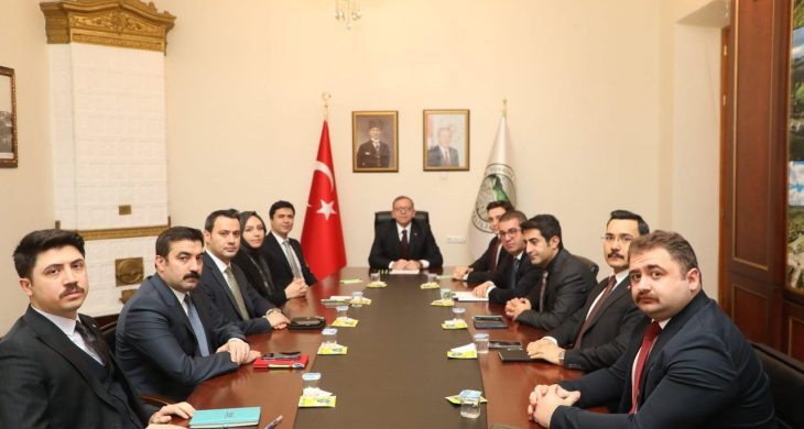 Kars’ta Kaymakamlar Toplantısında ilçelerde yürütülen kamu hizmetleri, masaya yatırıldı