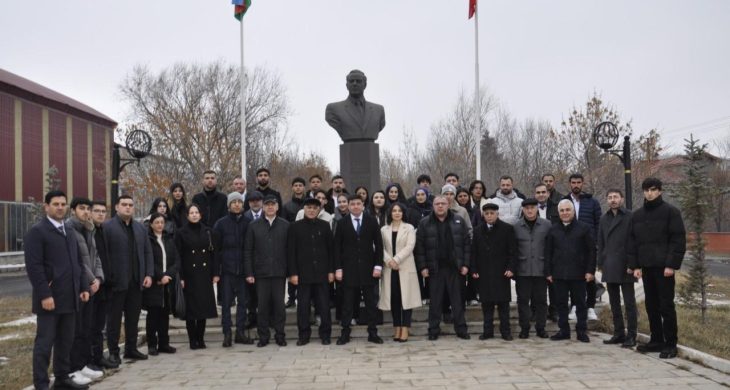 Kars’ta Haydar Aliyev vefatının 22. yılında anıldı