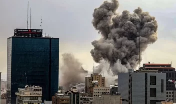 Tahran’da savaşın bilançosu ağırlaşıyor: Yüzlerce kişi öldü