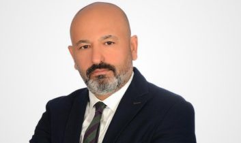 Teniste başlayan “kımıldama” diplomaside de sürüyor