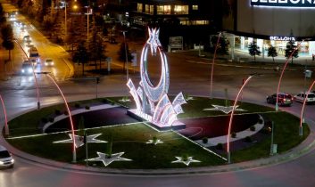 Aksaray’da Makas Kavşağı Led Aydınlatma İle Işıl Işıl Oldu