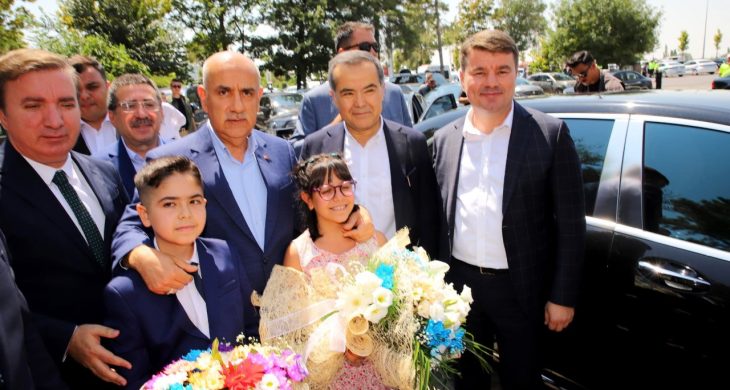 Bakan Kirişçi “Aksaray Tarım ve Tarıma Dayalı Sanayide İyi Bir Noktada”