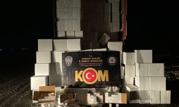 Aksaray’da bandrolsüz boş makaron ele geçirildi