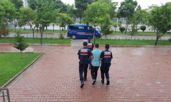 Aksaray’ın Yenikent Beldesinde aranan şahıs yakalandı