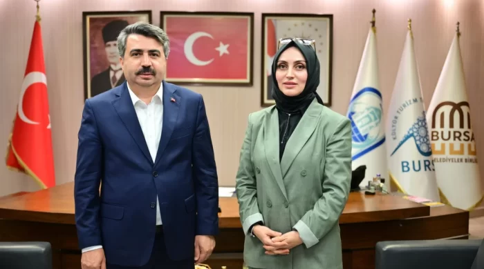TİMBİR Yurtdışı Kültürel Diplomasi Koordinatörü İpek Yiğit’ten Yıldırım Belediye Başkanı Oktay Yılmaz’a ziyaret