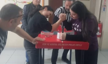 Tirebolu’da bilekler Sadi Atacan için büküldü