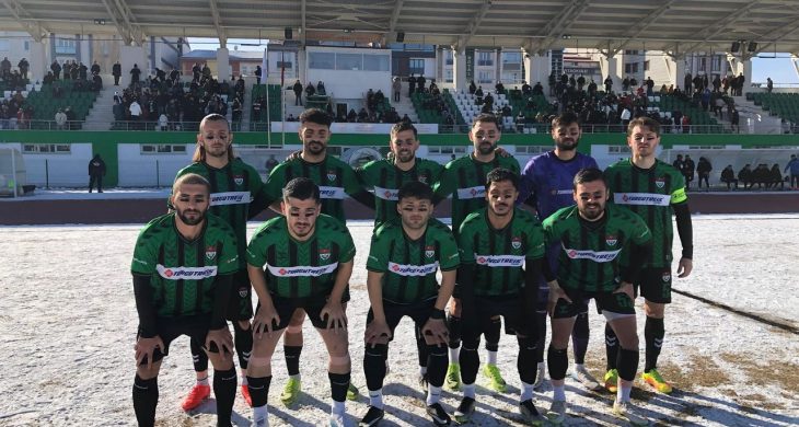 Kars 36 Spor, Siirt Kurtalan Spor’u 4-0 mağlup ederek gövde gösterisi yaptı