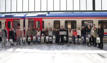 Turistik Doğu Ekspresi yolcuları Tarihî Ankara Garı’ndan uğurlandı