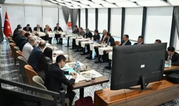 Türkiye-Ermenistan ortak çalışma grubu Kars’ta toplandı: Gündemde Kars-Gümrü demiryolu var