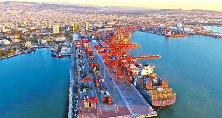 Türkiye komşularına 11 ayda 25,3 milyar dolarlık ihracat yaptı