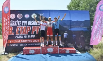 Türkiye Yol Bisikleti 8. Etap PYY Yarışı büyük heyecana sahne oldu